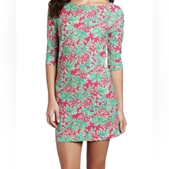 Lilly Pulitzer Dresses & Skirts - Lilly Pulitzer pineapple 🍍 print Shift Dress
